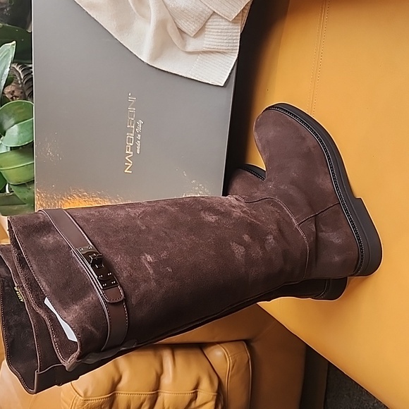 Brown Suede Knee-High Boots🇮🇹